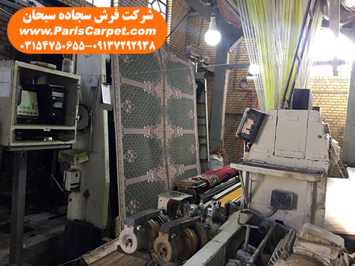 استفاده از رایانه در کارخانه فرش مسجدی